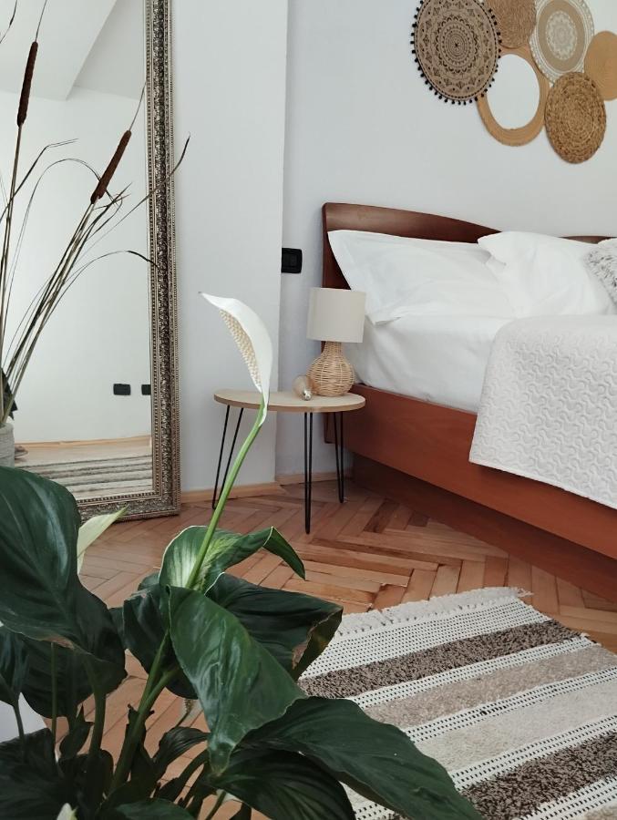 Bea City Center Apartment Тирана Екстер'єр фото